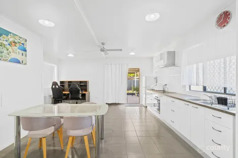 35 Carlyle St, Mackay, QLD 4740