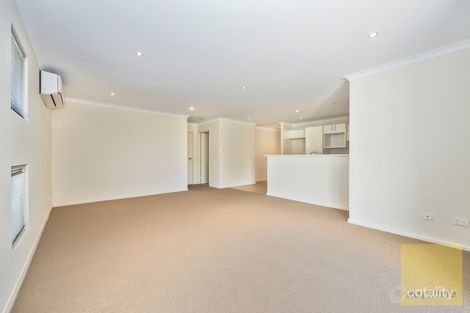 Property photo of 2 Redfern Bend Clarkson WA 6030