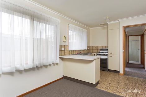 Property photo of 1/1 Norelle Crescent Golden Square VIC 3555