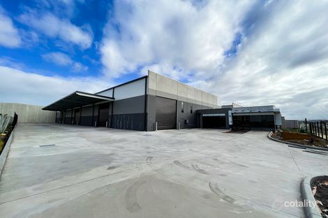 30 Palladium Cct, Clyde North, VIC 3978