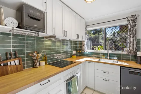Property photo of 6/18 Defiance Road Logan Central QLD 4114