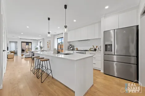 Property photo of 50 Landscape Boulevard Hampton Park VIC 3976