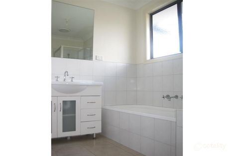 Property photo of 9/881 Plenty Road South Morang VIC 3752