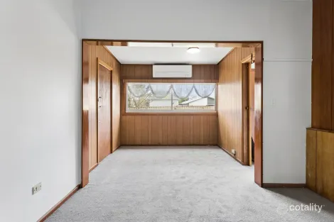 Property photo of 2 Buckle Avenue Engadine NSW 2233