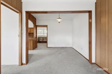Property photo of 2 Buckle Avenue Engadine NSW 2233
