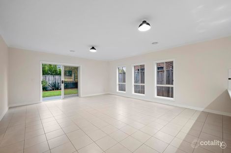 Property photo of 12 Walling Way Doreen VIC 3754