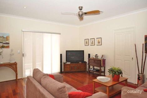 Property photo of 17 Swallow Avenue Paradise Point QLD 4216