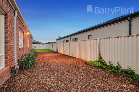 Property photo of 50 Inspiration Circuit Pakenham VIC 3810