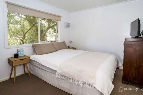 Property photo of 4 View Road The Patch VIC 3792