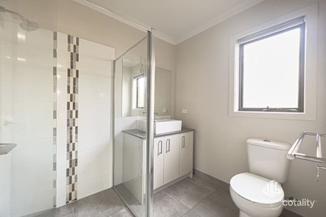 Property photo of 13 Fairwater Drive Point Cook VIC 3030