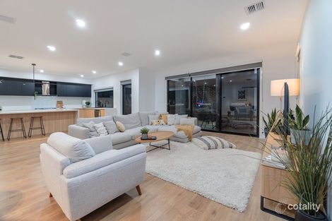 Property photo of 51 Lemonwood Drive Greenvale VIC 3059