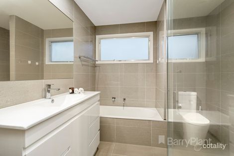 Property photo of 53 Narbethong Drive Greensborough VIC 3088