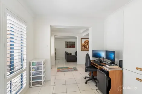 Property photo of 20 Mortlock Drive Albion Park NSW 2527