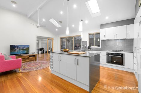 Property photo of 34 Inglis Road Berwick VIC 3806