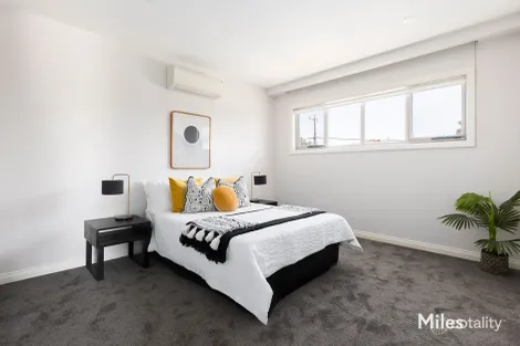 Property photo of 1/91 Green Street Ivanhoe VIC 3079