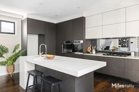 Property photo of 1/91 Green Street Ivanhoe VIC 3079