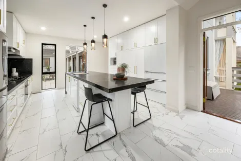 Property photo of 10 Myrniong Grove Hawthorn East VIC 3123