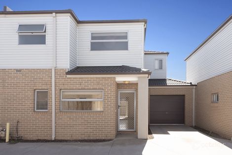Property photo of 2/12 Vilnius Way Truganina VIC 3029