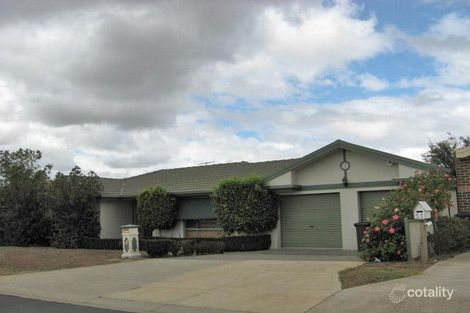 49 Boberrit Wynd, Sydenham, VIC 3037