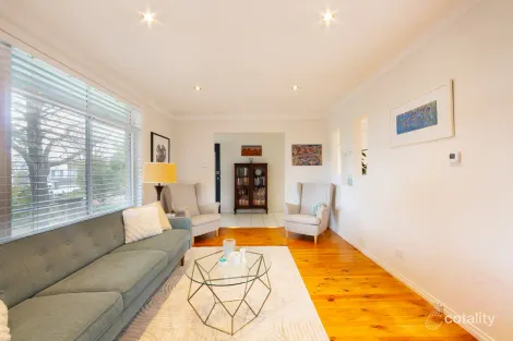 Property photo of 15 Collier Street Curtin ACT 2605