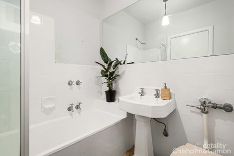 Property photo of 1/91 Ormond Esplanade Elwood VIC 3184