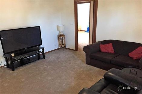 Property photo of 2/30 Hickey Street Whittington VIC 3219