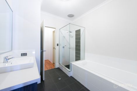 Property photo of 7 Corton Approach Wellard WA 6170