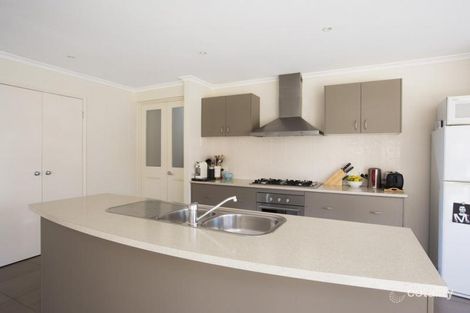 Property photo of 4 Clover Close Strathfieldsaye VIC 3551