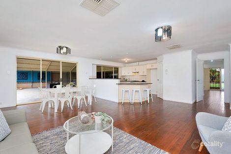 41 Wallace Dr, Craigmore, SA 5114