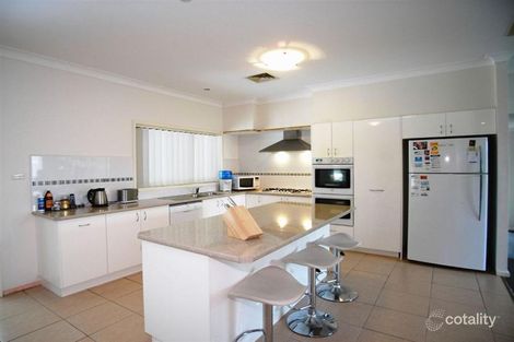 Property photo of 5 Angophora Drive Warabrook NSW 2304