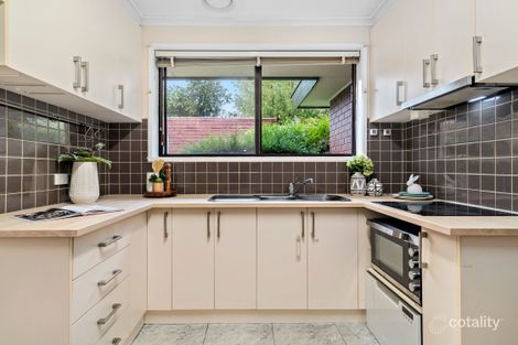 Property photo of 2/291 Waverley Road Mount Waverley VIC 3149