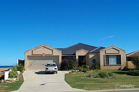 16 Shoreview St, Wandina, WA 6530