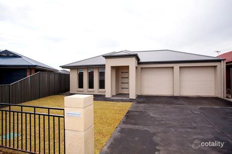 15 Kerang St, Andrews Farm, SA 5114