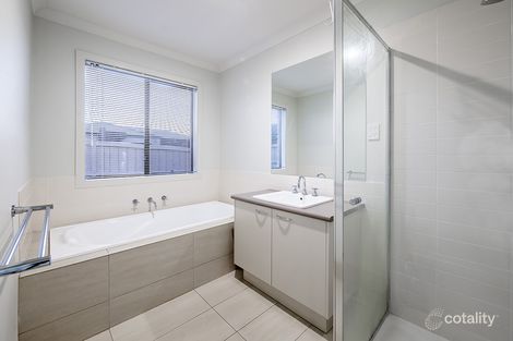 Property photo of 45 Tilden Rise Cranbourne North VIC 3977