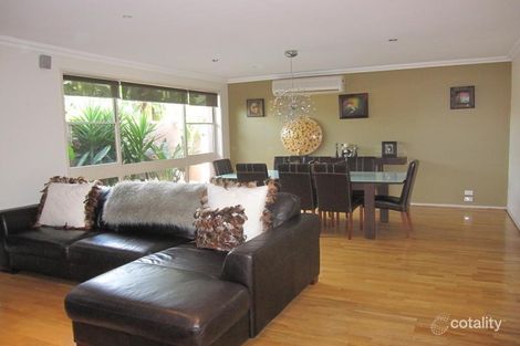 Property photo of 32 Eumeralla Road Caulfield South VIC 3162