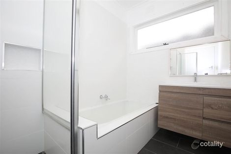 Property photo of 43 Laura Road Knoxfield VIC 3180