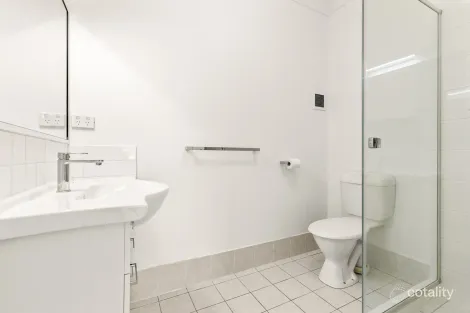 Property photo of 4/73 Waverley Road Taringa QLD 4068