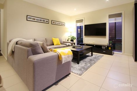 Property photo of 52 Eynesbury View Wollert VIC 3750