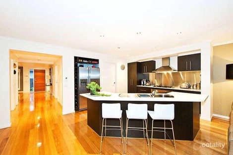 Property photo of 21 Heritage Court Macleod VIC 3085