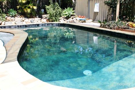 Property photo of 14 Chapple Court Boyne Island QLD 4680