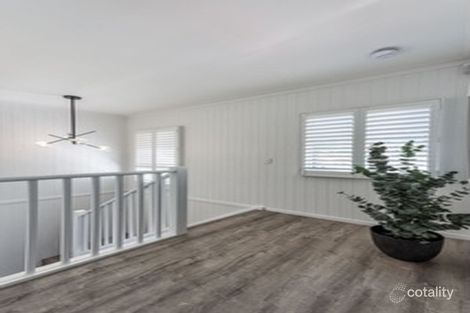 Property photo of 2/9 Lavarack Road Mermaid Beach QLD 4218