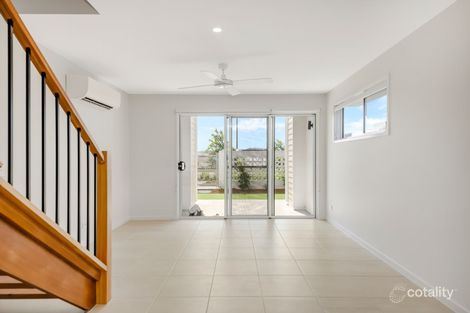 Property photo of 32 Hem Lane Nirimba QLD 4551