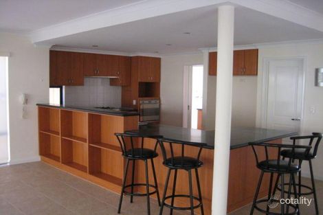 Property photo of 11 Waverton Court Kallaroo WA 6025