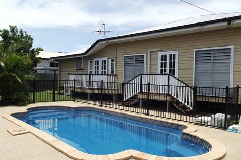 5 Halloran St, Hermit Park, QLD 4812