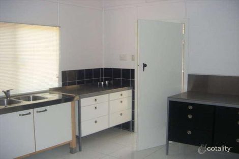 Property photo of 27 Hinkler Avenue Bundaberg North QLD 4670