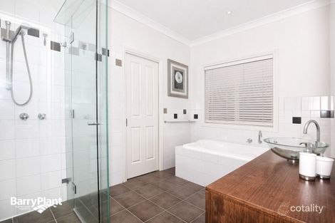 Property photo of 6 Brookedge Court Craigieburn VIC 3064