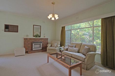 Property photo of 15 Ibbottson Street Watsonia VIC 3087