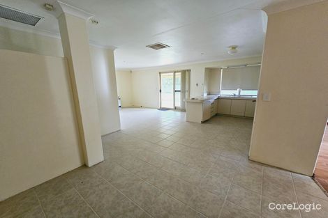 Property photo of 30 Sapling Way Camillo WA 6111