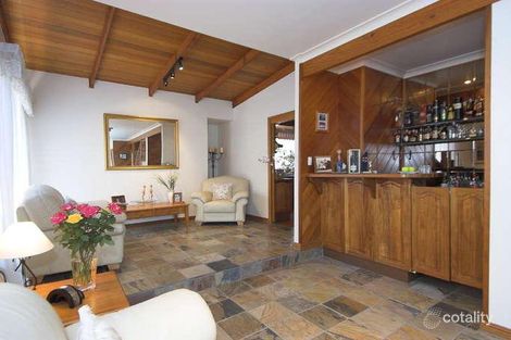 Property photo of 6 Ryden Close Greensborough VIC 3088
