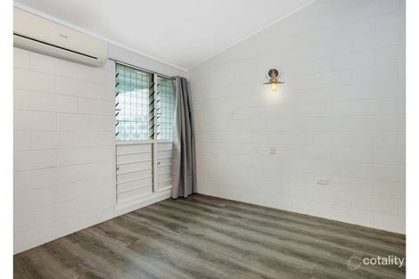 Property photo of 2/165 Harold Street West End QLD 4810